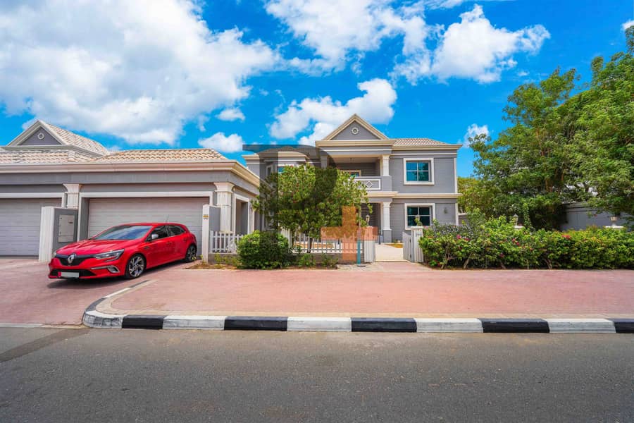 位于猎鹰奇迹之城，西部公寓南 5 卧室的联排别墅 345000 AED - 12104069