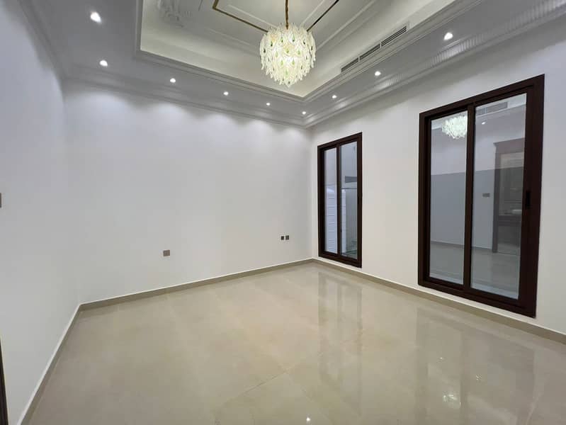12 صورة واتساب بتاريخ 2025-07-02 في 15.44. 23_5b2f8262. jpg