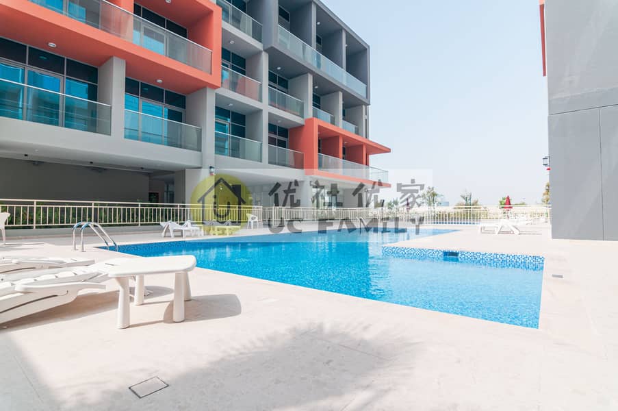 10 Swimming Pool-3. jpg