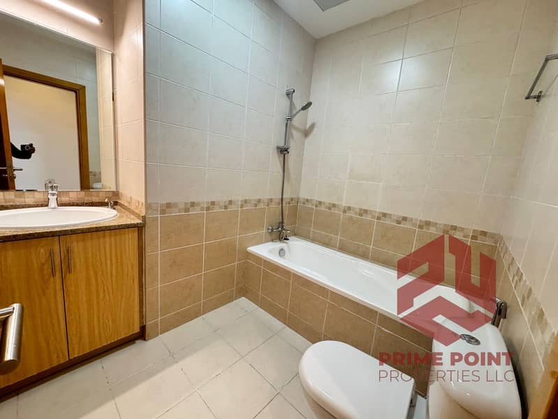 6 266bcfac-b1fd-4461-9ccb-6bdac0b92ab8. jpg