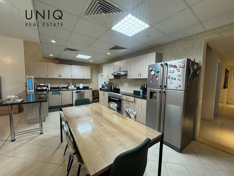 15 Dining Area 2. jpeg