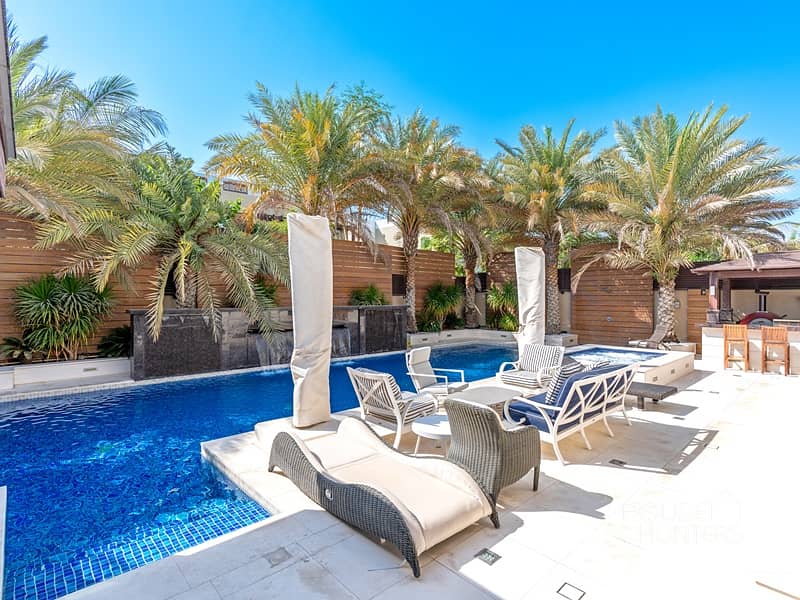 Fully upgraded|Large plot|Extended|Stunning Villa