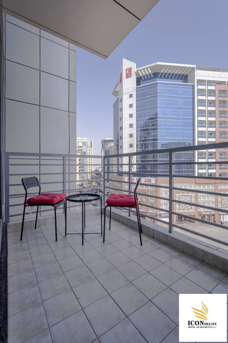 DLX SUITE 1BR BALCONY. jpg