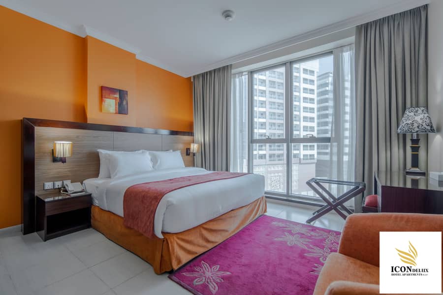 3 DLX SUITE 1BR MASTER BED. jpg