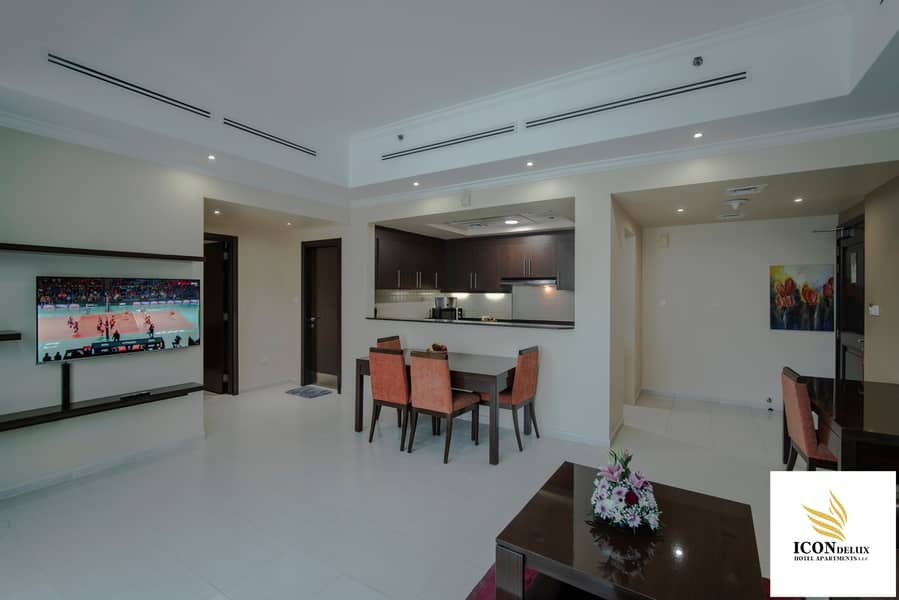 7 DLX SUITE 1BR LIVING ROOM2. jpg