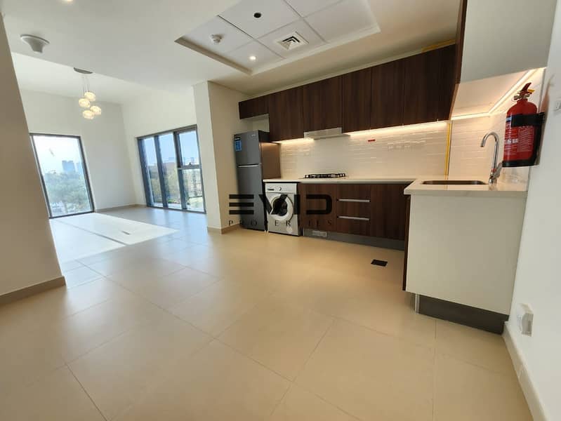 1BHK SEMI FURNISHED | VACANT | CHILLER FREE | SPACIOUS 1BHK SEMI FURNISHED | VACANT | CHILLER FREE | SPACIOUS