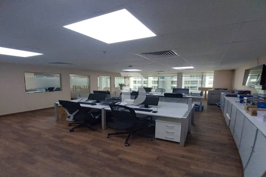 FULLY FURNISHED | PREMIUM UNIT | PARTITIONS DONE