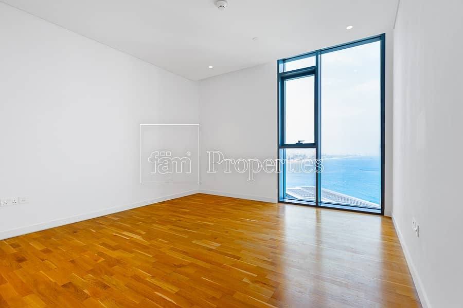 Panoramic Sea View | Top Floor 2 Bedroom