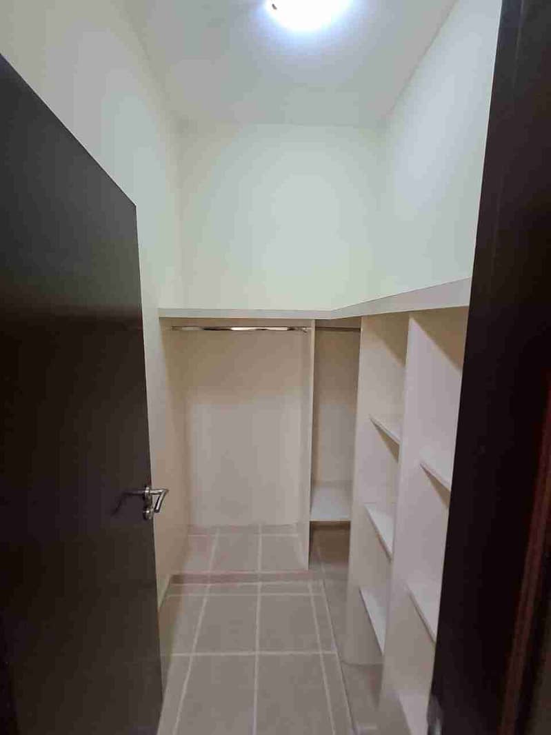 20 1000188743. jpg