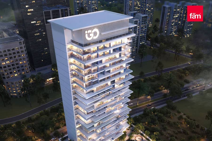 Lagoon-View 1BR | Calm, Contemporary Living
