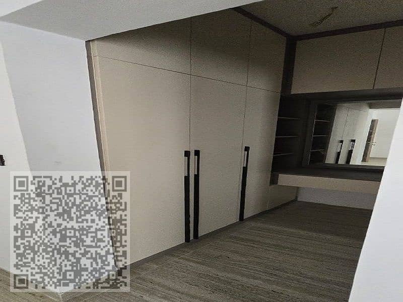 2 a240e42c-46e2-4923-ba17-3d22092d4644. jpg