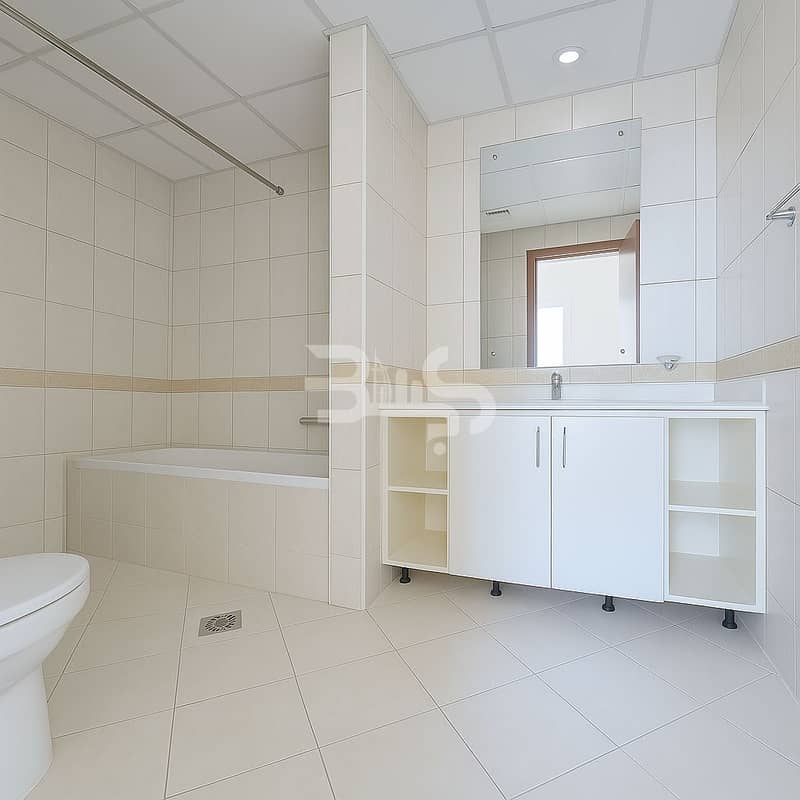 12 Bathroom. png