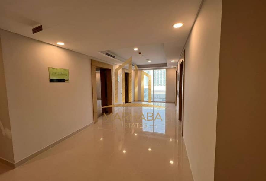 10 aee784e5-8806-49d1-bc11-7c96c98dc051. jpg