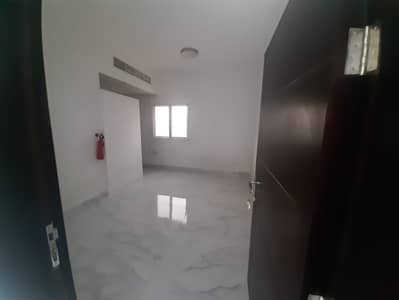 Studio for Rent in Al Jurf, Ajman - 0c29c0f0-093c-4e60-9a0e-04b8e8f66e60. jpg