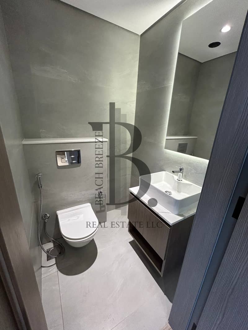 9 bathroom entrance. jpg