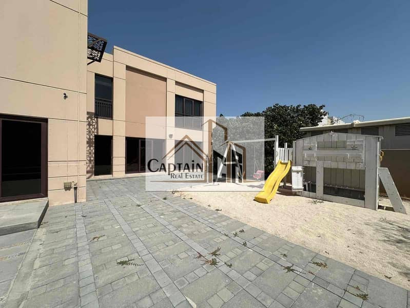 20 ab99dcb2-f1da-4087-8a89-94411b933b5b. jpg