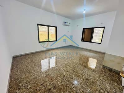 استوديو  للايجار في شارع الدفاع، أبوظبي - IMG_1291. jpg