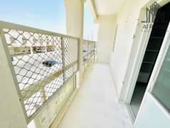 شقة في مركز المدينة،الجيمي 3 غرف 60000 درهم - 12108866