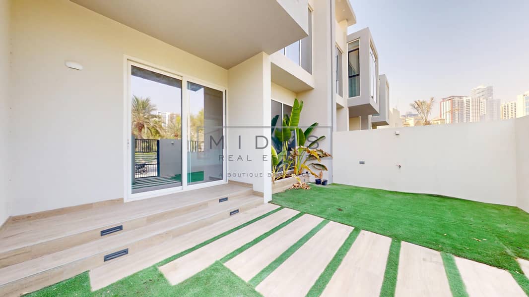 11 MIDAS-REAL-ESTATE-Royal-Park-South--07022025_094854. jpg