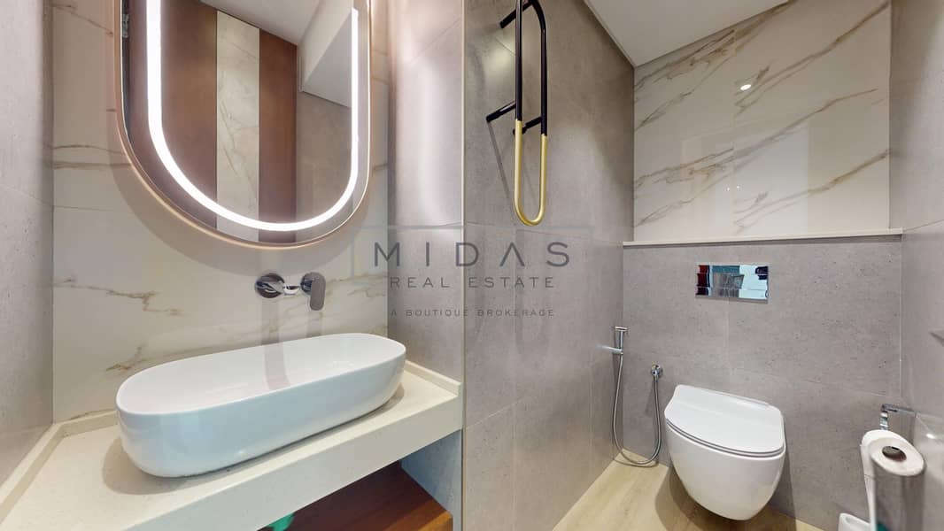 12 MIDAS-REAL-ESTATE-Royal-Park-South--07022025_092147. jpg
