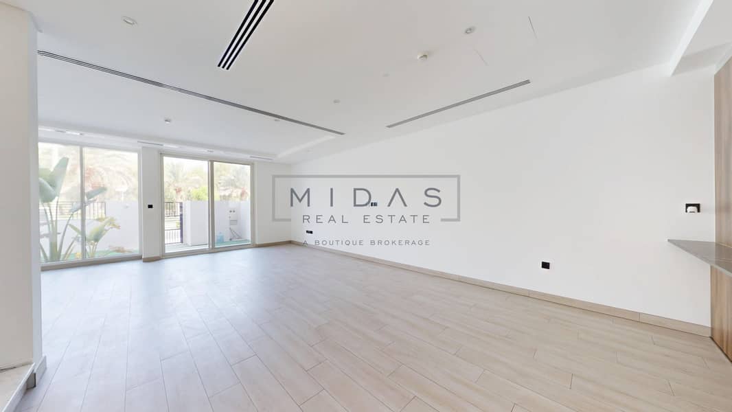16 MIDAS-REAL-ESTATE-Royal-Park-South--07022025_094223. jpg