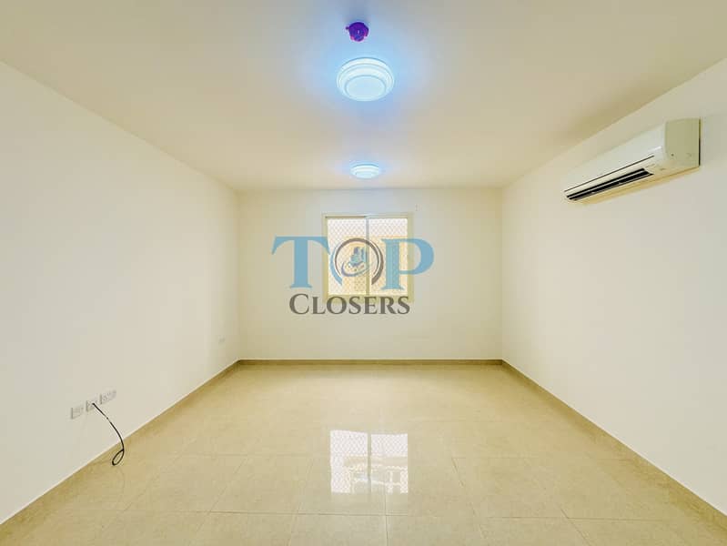 位于阿尔布瓦济，阿尔鲁瓦伊卡 2 卧室的公寓 45000 AED - 12108998