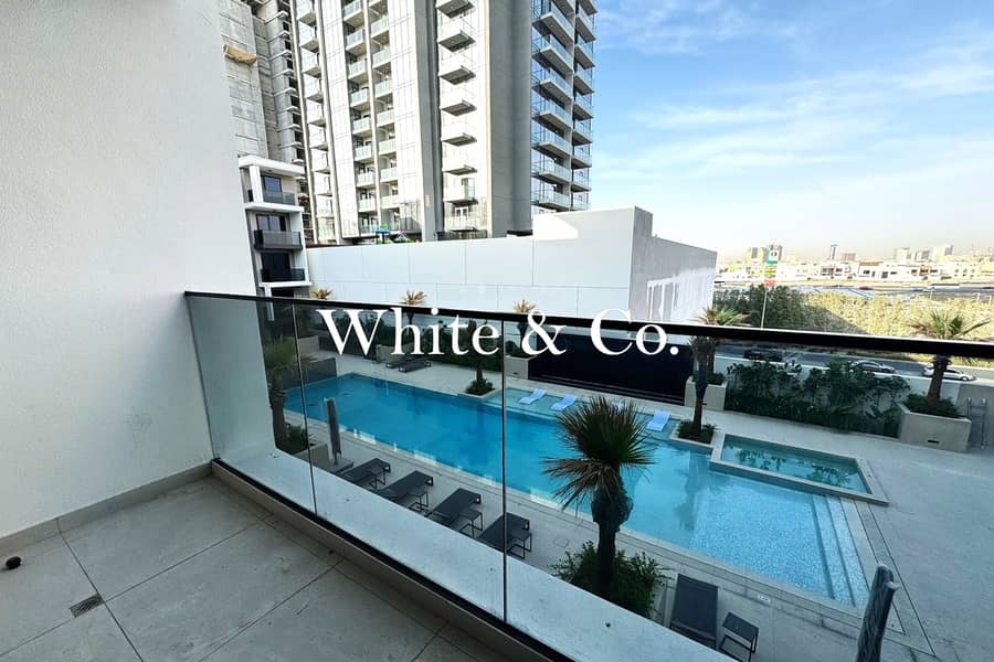 Pool View| Spacious Layout | Spacious Balcon