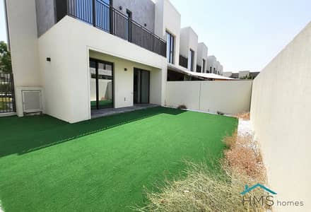 4 Bedroom Villa for Rent in Dubai South, Dubai - 4 bed|Corner unit|Fully Landscaped|Available now