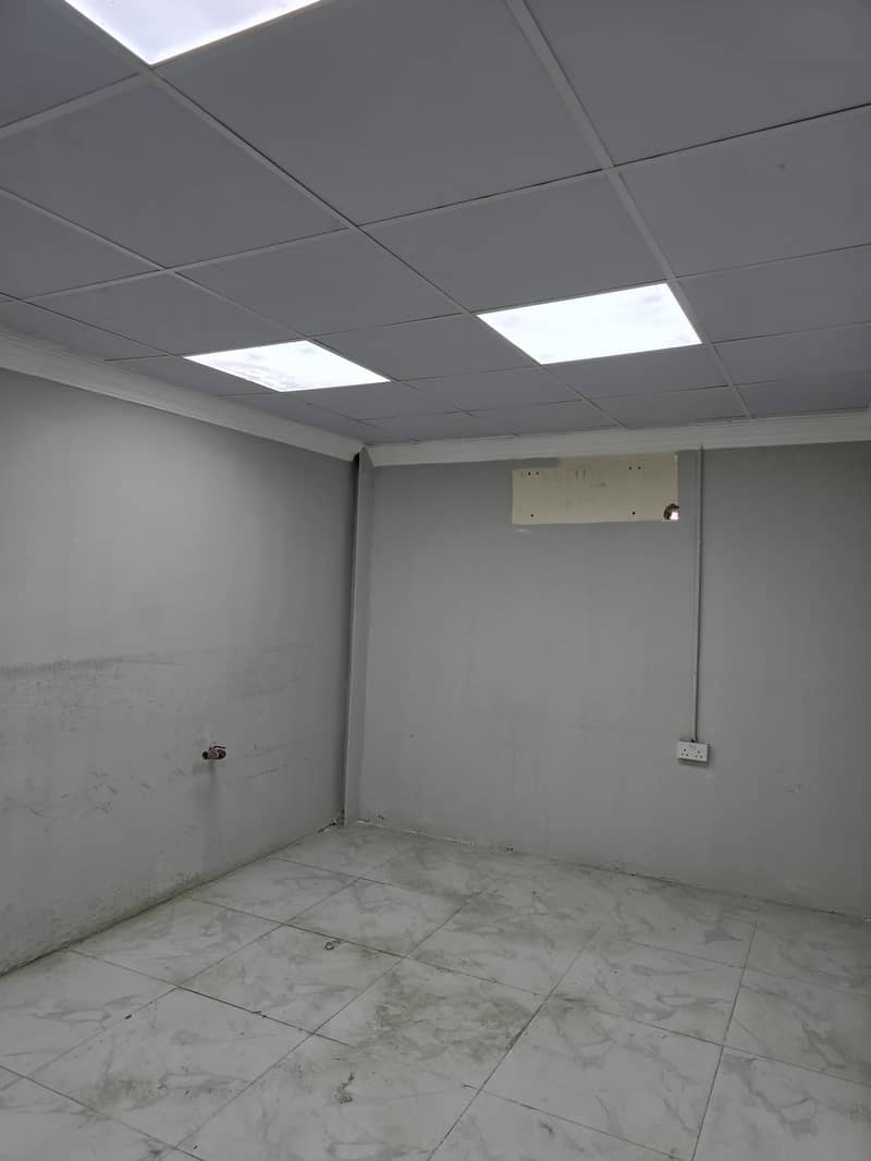 8 wh 7000 sqft ind 13 Hitam (1). jpg