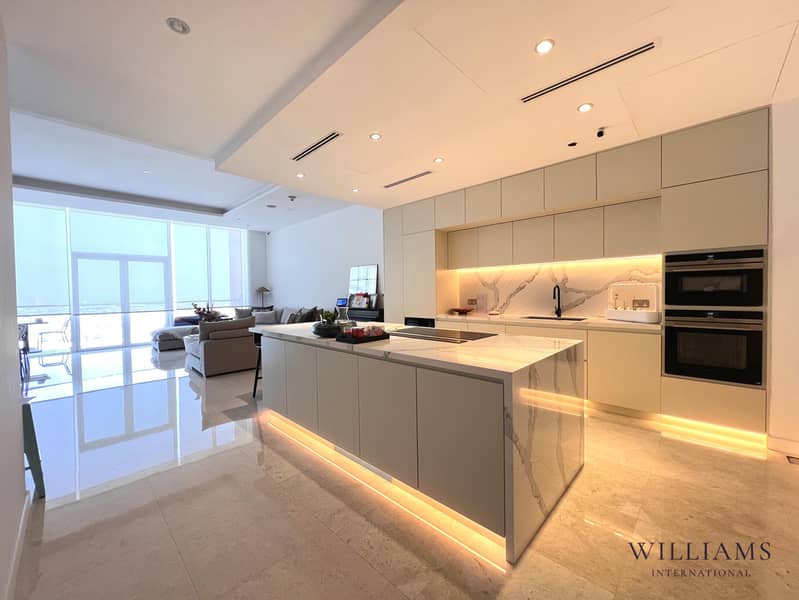 LUXURY LIVING | SMART FEATURES | DESIGNER FINISH LUXURY LIVING | SMART FEATURES | DESIGNER FINISH
