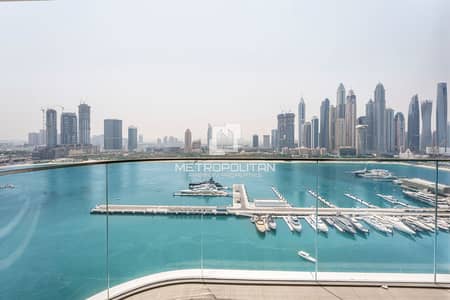 2 Bedroom Flat for Sale in Dubai Harbour, Dubai - Breathtaking Sea & Marina Views | Branded