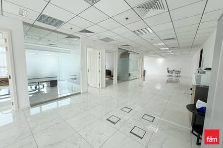 Office for Rent in Jumeirah Lake Towers (JLT), Dubai - Available Now | Bright |Grade A Tower | High Floor