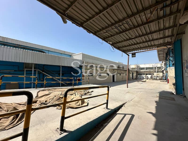 Vacant | Close to Airport | Food Facility