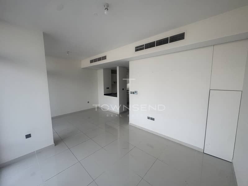 Single Row | Unfurnished | 3 Bed