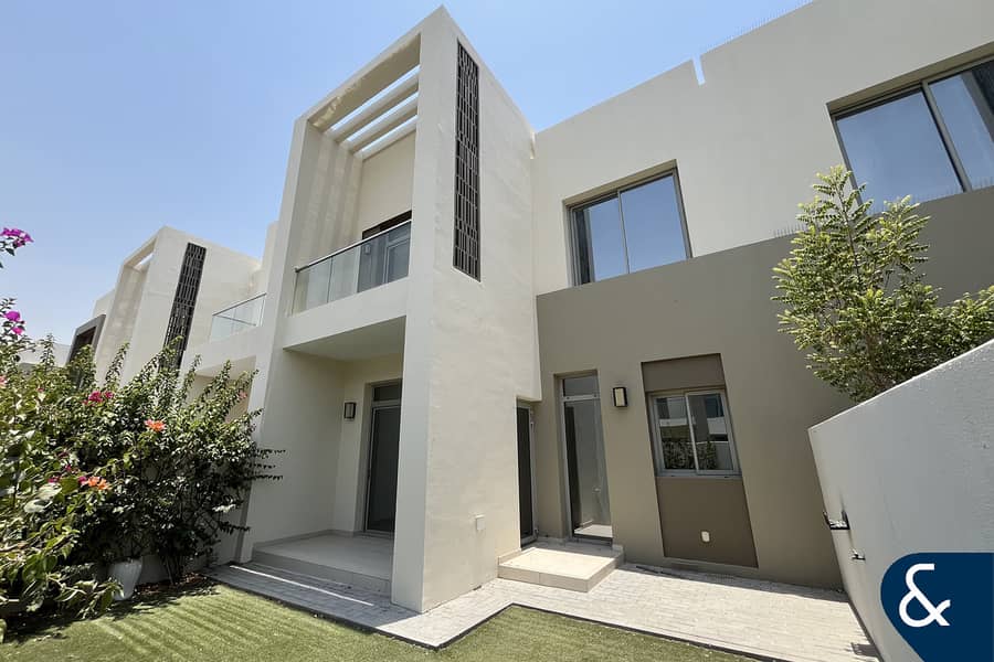 3 Bedroom + Maids | Vacant | Unfurnished 3 Bedroom + Maids | Vacant | Unfurnished