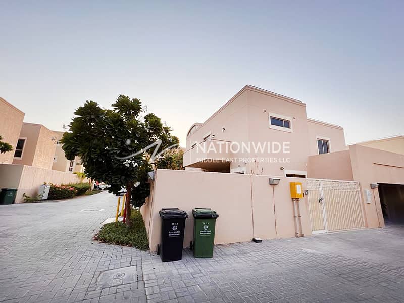 位于阿尔拉哈花园,萨姆拉社区 4 卧室的联排别墅 2900000 AED - 12112087 位于阿尔拉哈花园,萨姆拉社区 4 卧室的联排别墅 2900000 AED - 12112087