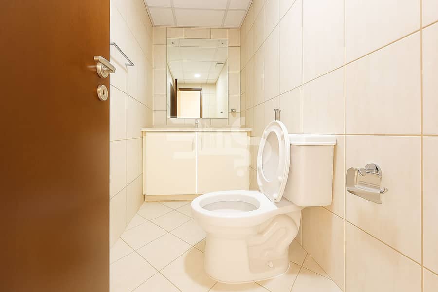 16 toilet. png