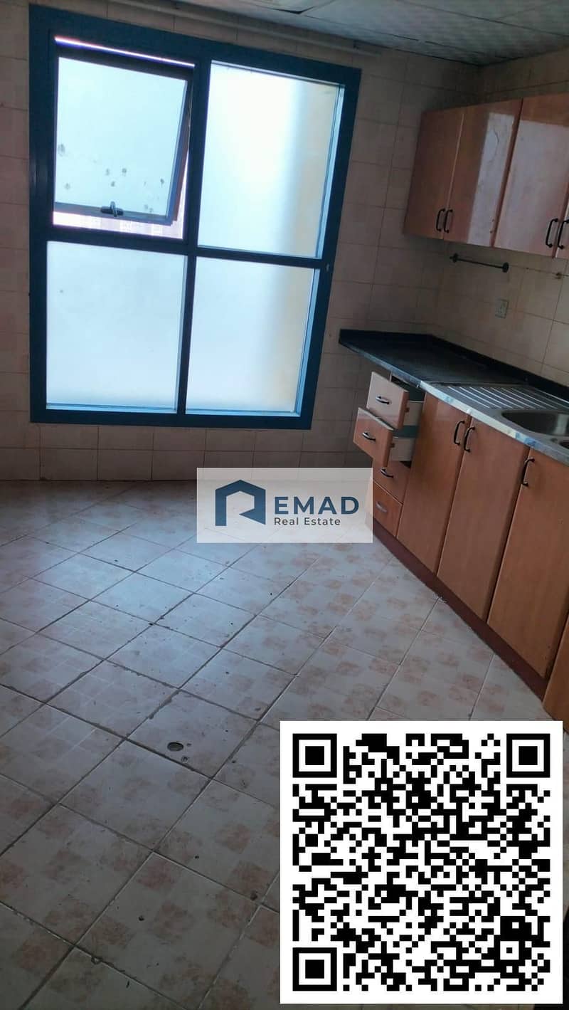 10 aee95ffc-a268-4b01-8df7-df169f4cada6. jpg