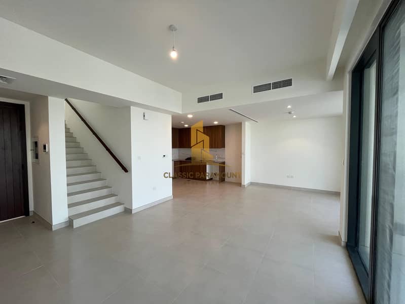 位于城市广场，马哈联排别墅 3 卧室的联排别墅 175000 AED - 12113812