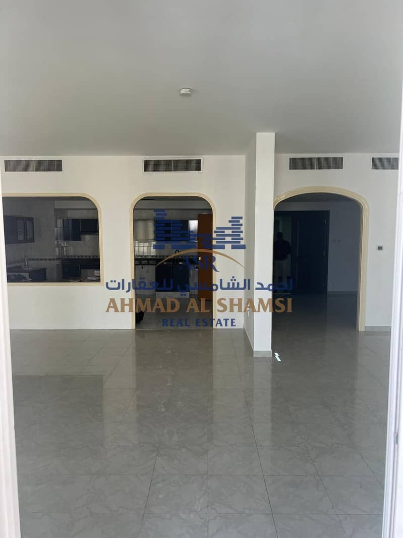 16 Rivera 2bedroom 10Floor +Miad normal view12. jpg