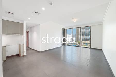 2 Bedroom Apartment for Rent in Dubai Creek Harbour, Dubai - Pool and Park View | Open Plan | Bright