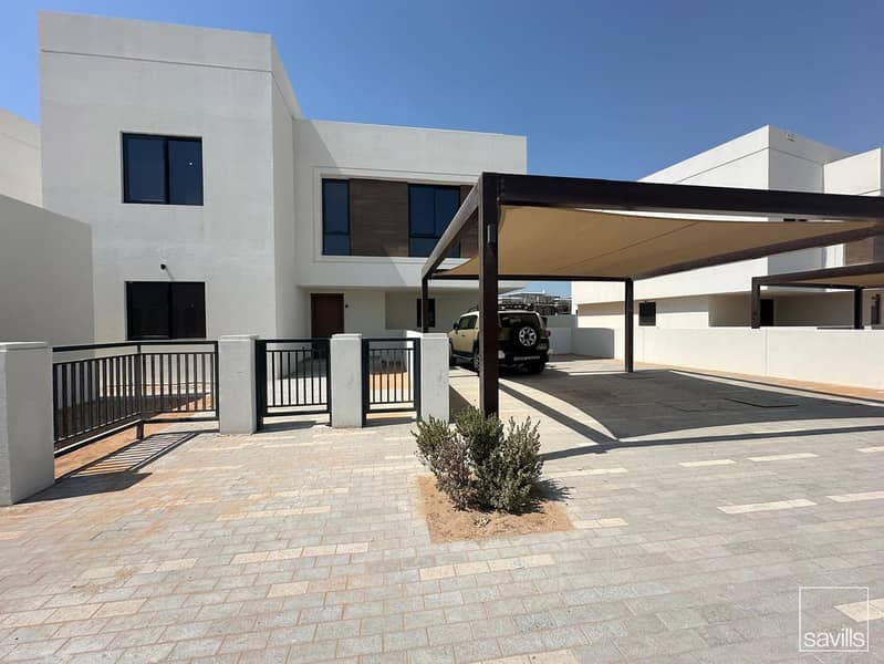5-Bedroom Villa | Private Garden | Community View