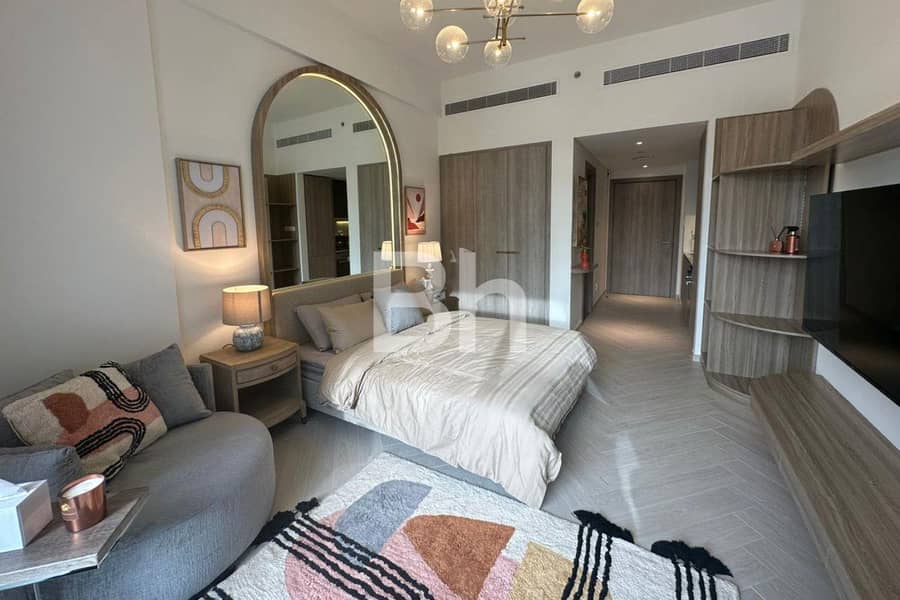 Fully Furnished | Luxurious Furnishing | Vacant