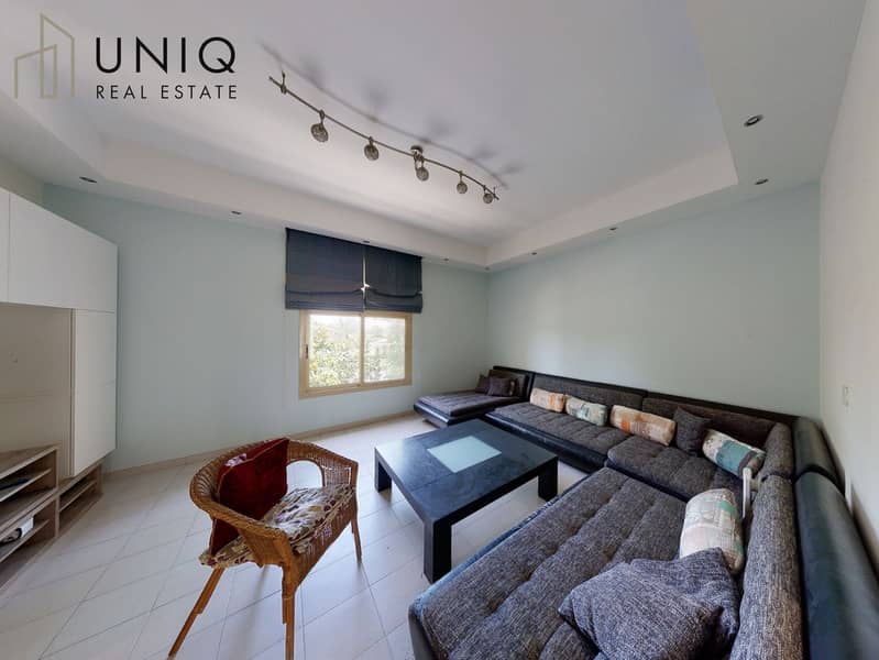 14 Living Area 8. jpeg
