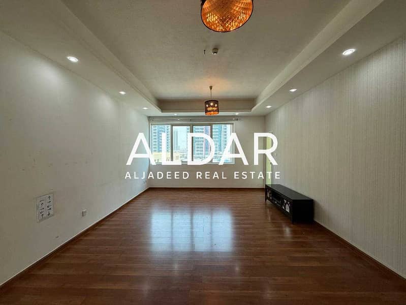 Modern Elegance | Spacious | Chiller Free Modern Elegance | Spacious | Chiller Free