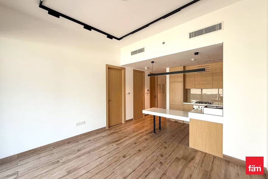 Vacant | Community View | Premium Building Vacant | Community View | Premium Building