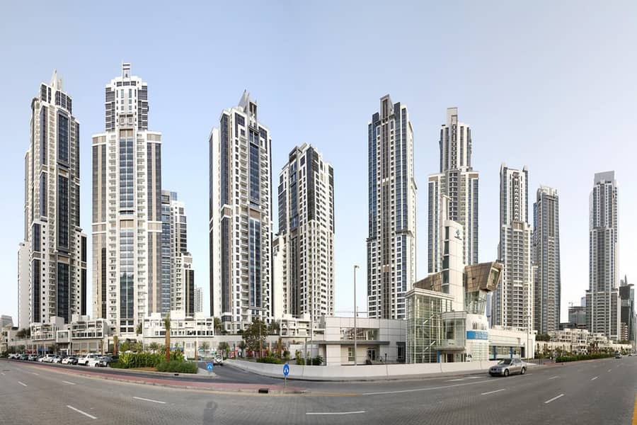 Executive Tower 1BR | Open View | Near Metro
