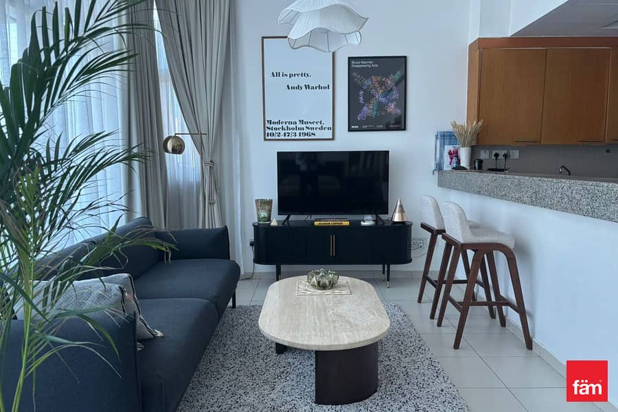 Big Layout Studio | Great Condition | Tenanted Big Layout Studio | Great Condition | Tenanted