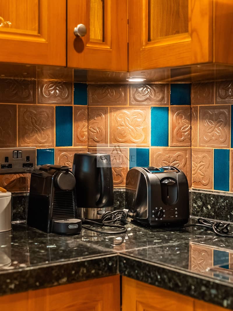 19 JGC00128-HDR. jpg