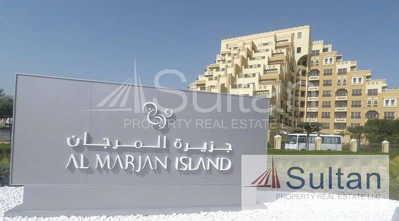Furnished Studio Near Beach with Amenities